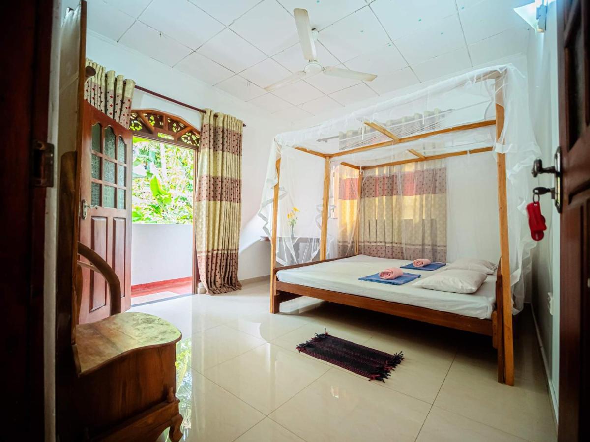 Surfing Guest House Matara Ngoại thất bức ảnh