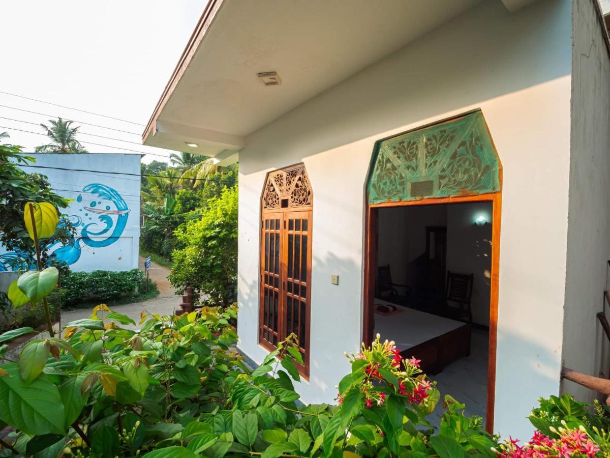 Surfing Guest House Matara Ngoại thất bức ảnh